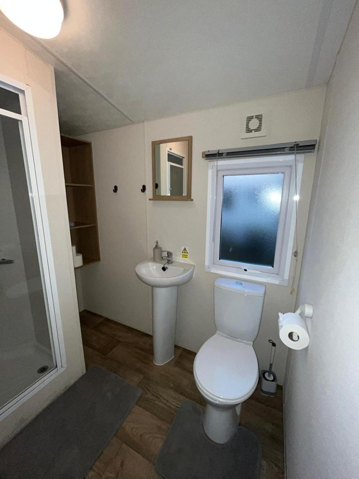 The Getaway Billing Aquadrome Villa Northampton Exterior foto